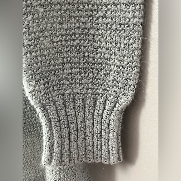 Women’s Volcom Open Front Cardigan Long Sleeve Light Gray - Picture 4 of 10